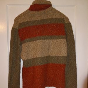 Light sweater turtleneck - sweater from the Freddy Krueger look alike family.